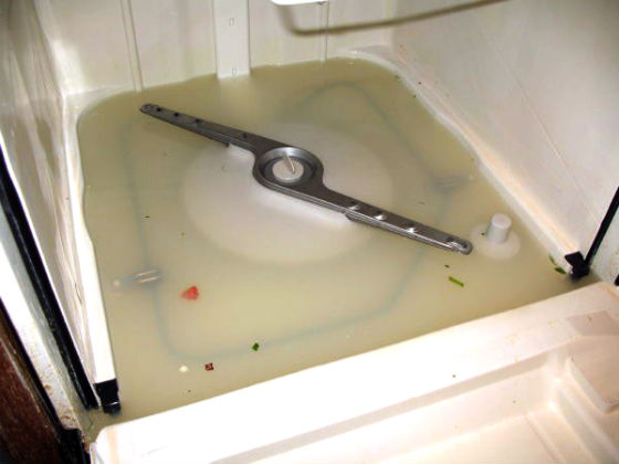 Посудомоечная машина не сливает воду | Вызов стирального мастера на дом в Хотьково